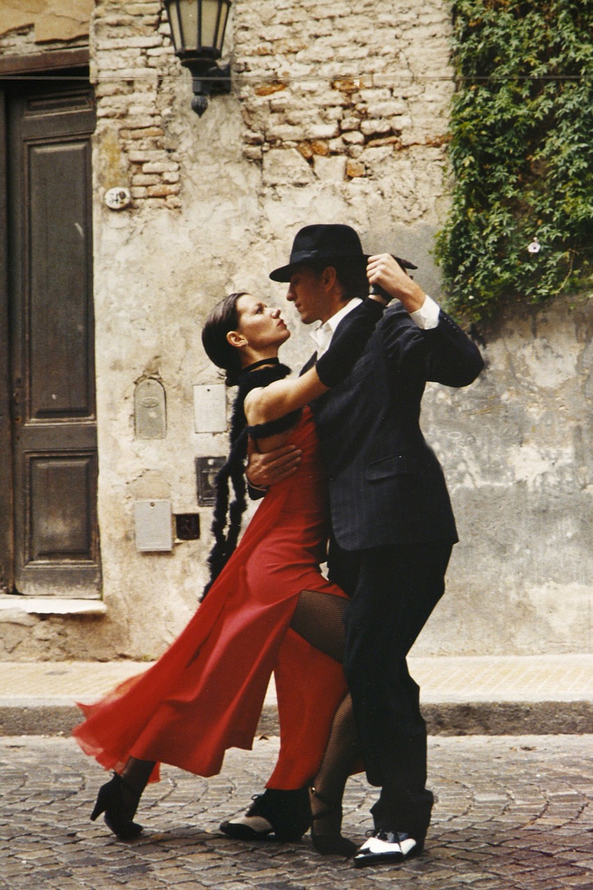 [Image: tango.jpg]
